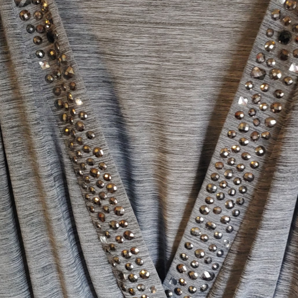 Cloths - Picture 2 of 3